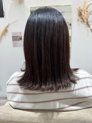 ミディアム 西川 明李のヘアスタイル