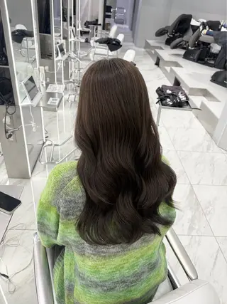 ロング カラー ᴋᴀɴᴀ /新宿/ブ リーチカラー🎀🫧のヘアスタイル