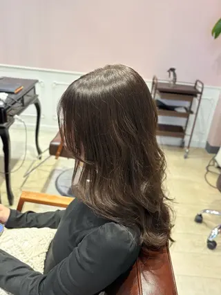 ロング カラー 🌱なゆみ🌱透明感 /ナチュラル/高宮のヘアスタイル