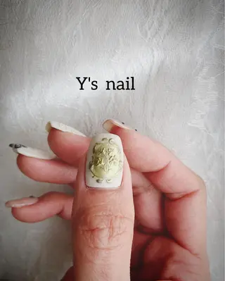 ネイル 手書きが得意🖌️ Y’s  nailのネイルデザイン