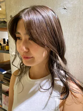 セミロング 聖 来のヘアスタイル