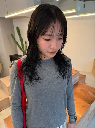 セミロング fubuki🪷 似合わせカットカラーのヘアスタイル