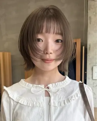 ミディアム 柔らかいオリーブ🍃 カラーNatsumiのヘアスタイル