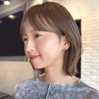 ショート カラー 顔まわり🥣レイヤー /透明感/水口舞奈のヘアスタイル