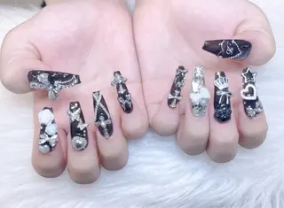 ネイル Lyna 池袋のネイルデザイン