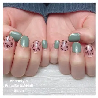 ミディアム ネイル 🐾enen style 🐾のネイルデザイン