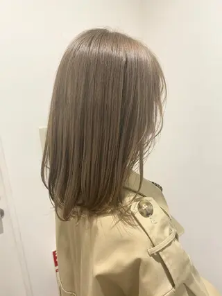 ミディアム カラー i'll 未空のヘアスタイル