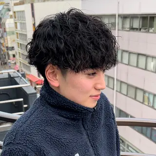 ミディアム パーマ メンズ 曲がる縮毛矯正 LIBER 岩名のヘアスタイル