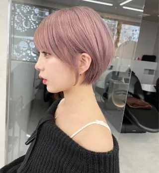 ショート yui🎀ブリーチな しダブルカラー/博多のヘアスタイル