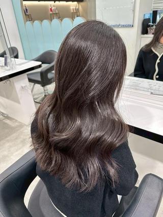 セミロング ナチュラルカラー／ 上野🩰🤍BABYのヘアスタイル