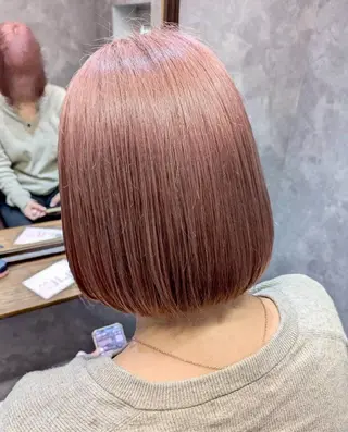 ミディアム カラー 佐藤 璃咲のヘアスタイル