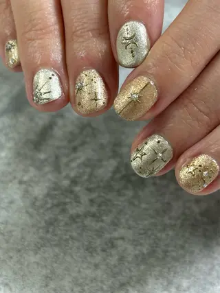 ネイル FIORITURA Maikoのネイルデザイン