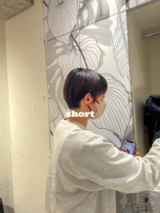 ショート カラー ヘアアレンジ メンズ キッズ ネイル マツエク・マツパ アイブロウ メンズ眉毛サロン⚪️ マユクリア北千住西口の眉毛・アイブロウイメージ