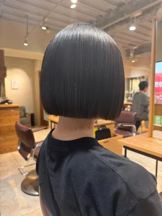 ミディアム ショート/カラー特化 Ruiのヘアスタイル