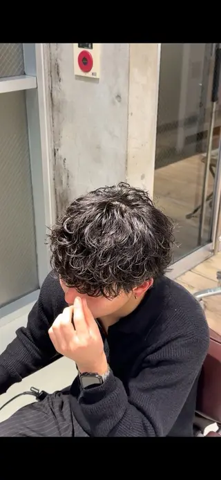 パーマ メンズ fifth 堀内新史のヘアスタイル