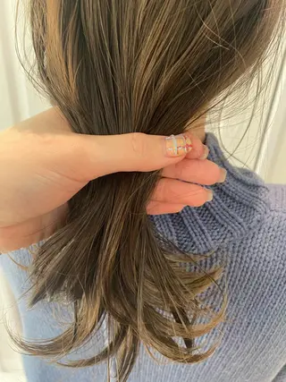 カラー あさかわ みほのヘアスタイル