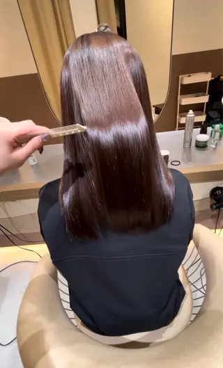 セミロング 阿部野 明優梨のヘアスタイル