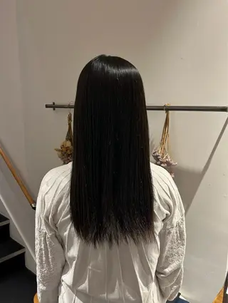 ロング 池田 七海のヘアスタイル