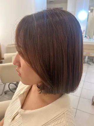 ショート カラー Miu Otaのヘアスタイル