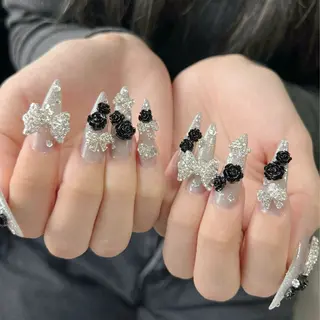 ネイル Lyna 池袋のネイルデザイン