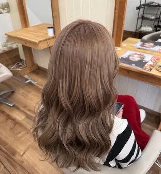 セミロング 艶髪カラー/髪質改善 細貝 舞利のヘアスタイル