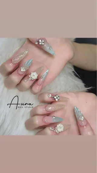 ネイル Aura Nail HanNaのネイルデザイン