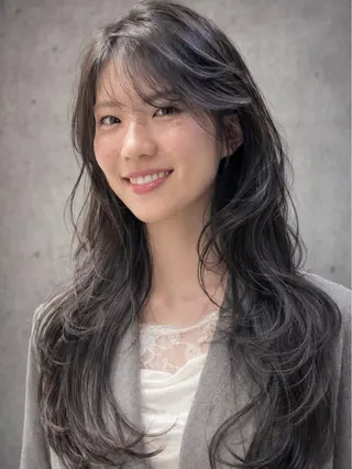 ロング 恵比寿韓国レイヤー× 艶透明感カラー大場のヘアスタイル