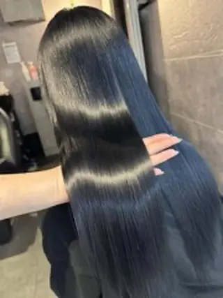 ロング カラー 💜eluあやね💜 🫧カラー・縮毛矯正のヘアスタイル