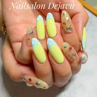ネイル Nail salon Dejavu 🌿のネイルデザイン