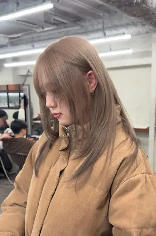 ロング カラー ブリーチ ハイトーン 特化🌈フジタハルキのヘアスタイル