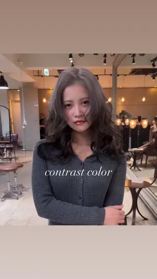 セミロング カラー 💜ハイトーン💛 マジカルかいちゃんのヘアスタイル