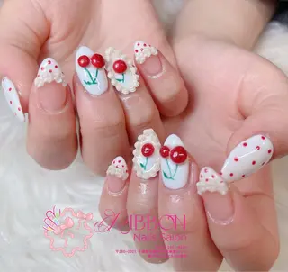 ネイル Luna ri..のネイルデザイン