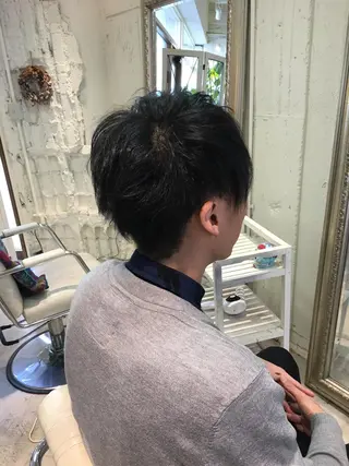 ミディアム メンズ CALMHAIR 五十實淳のヘアスタイル