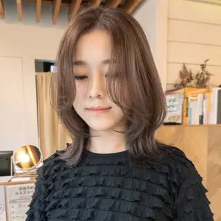 ミディアム カラー 韓国レイヤー 船橋 徒歩5分/小川友美のヘアスタイル