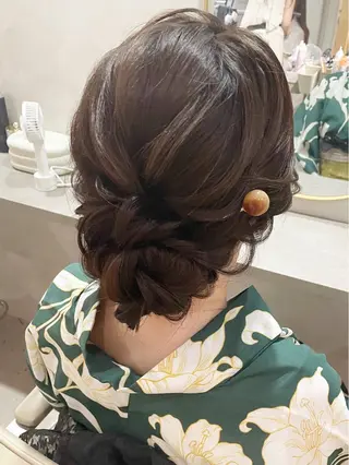 ヘアアレンジ 【CURE】 🩶ICHIKAWAのマツエク・マツパデザイン