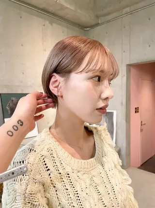 ショート Luca🟠 透明感カラーのヘアスタイル