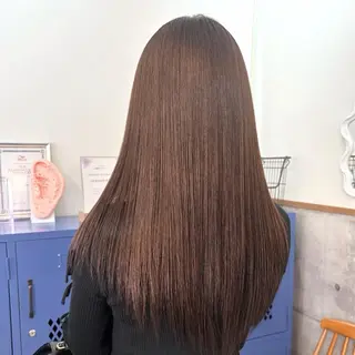 カラー LUCK モミジのヘアスタイル
