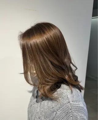 ミディアム カラー CreBiA ひなたのヘアスタイル