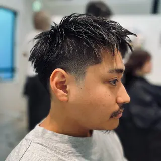 ショート 大人メンズスタイル 小林秀徳のヘアスタイル