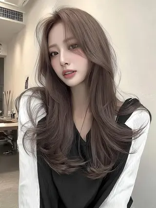 ロング カラー レイヤーカット✨ 福井雄登のヘアスタイル