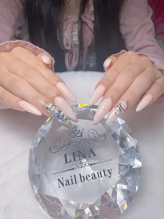 ネイル Lina  nail beautyのネイルデザイン