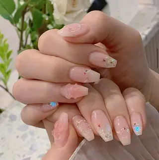 ネイル Lyna 池袋のネイルデザイン
