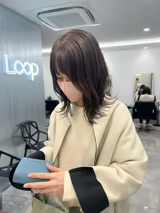 ミディアム カラー LOOP REMIのヘアスタイル