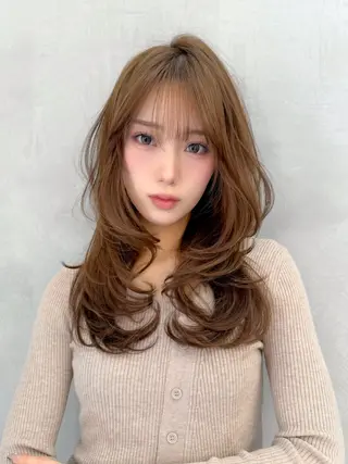 セミロング Lond enikaのヘアスタイル