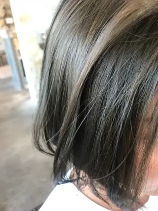 ショート カラー 塚本 昂のヘアスタイル