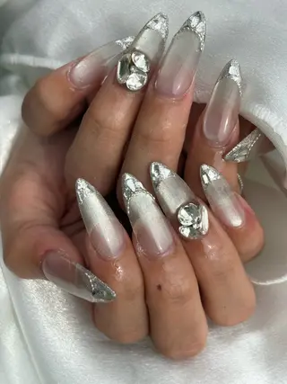 ネイル ✴︎ Delightのネイルデザイン
