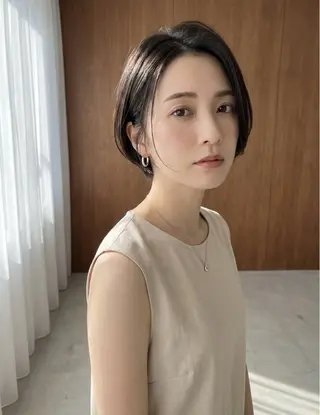 ショート 白髪いかしハイライト 加藤のヘアスタイル