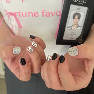 ネイル ロイ ネイルのネイルデザイン