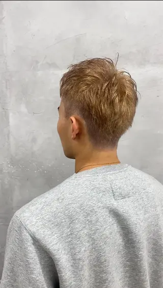 ショート パーマ⚡️ FLOW KENTOのヘアスタイル