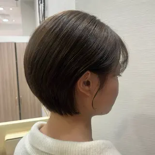 ショート 🐾 脱白髪染め 篠崎🐾のヘアスタイル